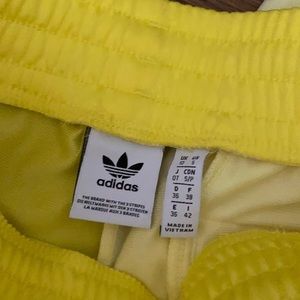 ADORABLE yellow adidas wide-leg track pants